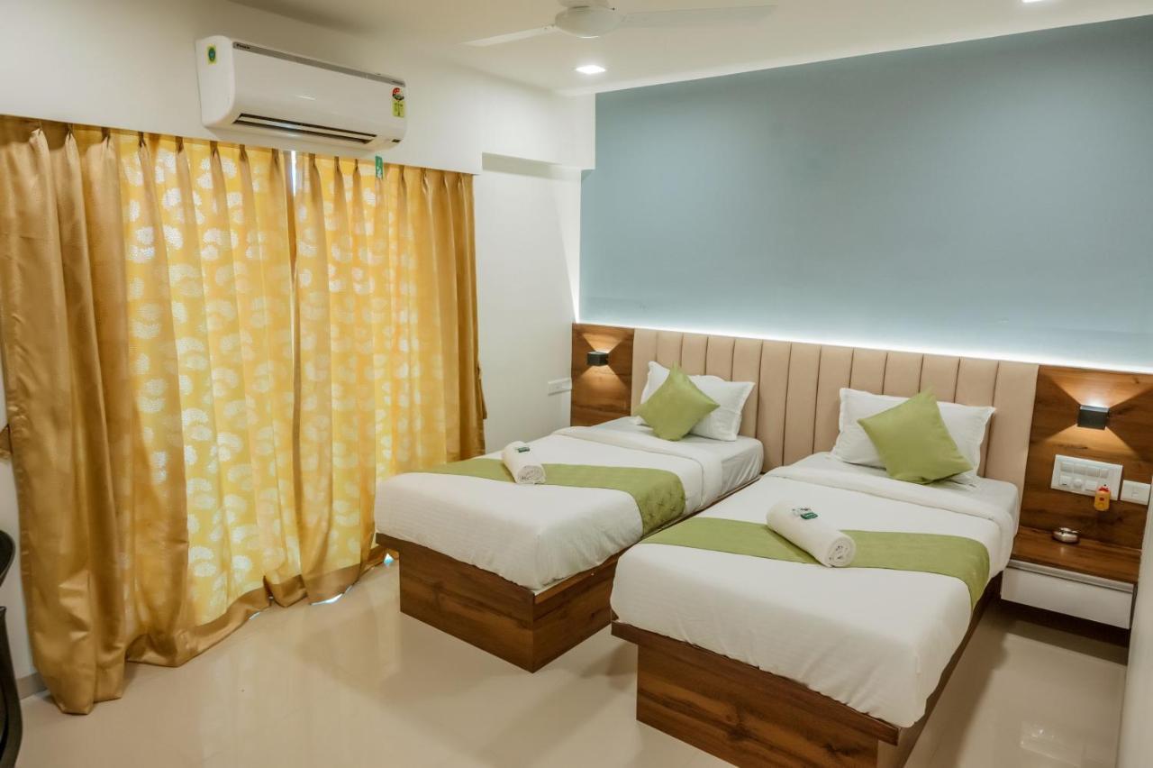 Hotel Heraa International Mangalore Esterno foto